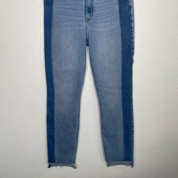 Hollister Womens Jeans Size 28 Ultra High Rise Skinny Ankle Denim Blue Casual - Picture 9 of 16